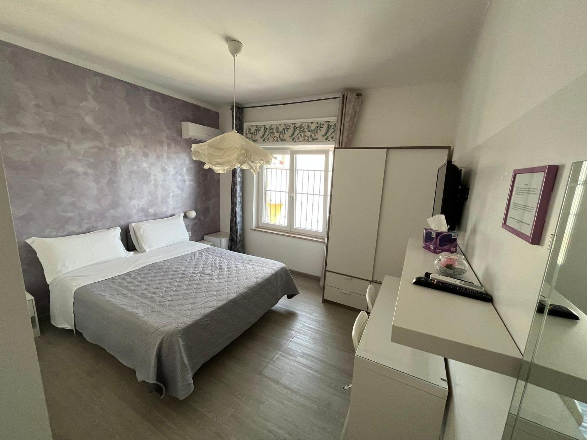 F.Rooms Napoli Εξωτερικό φωτογραφία
