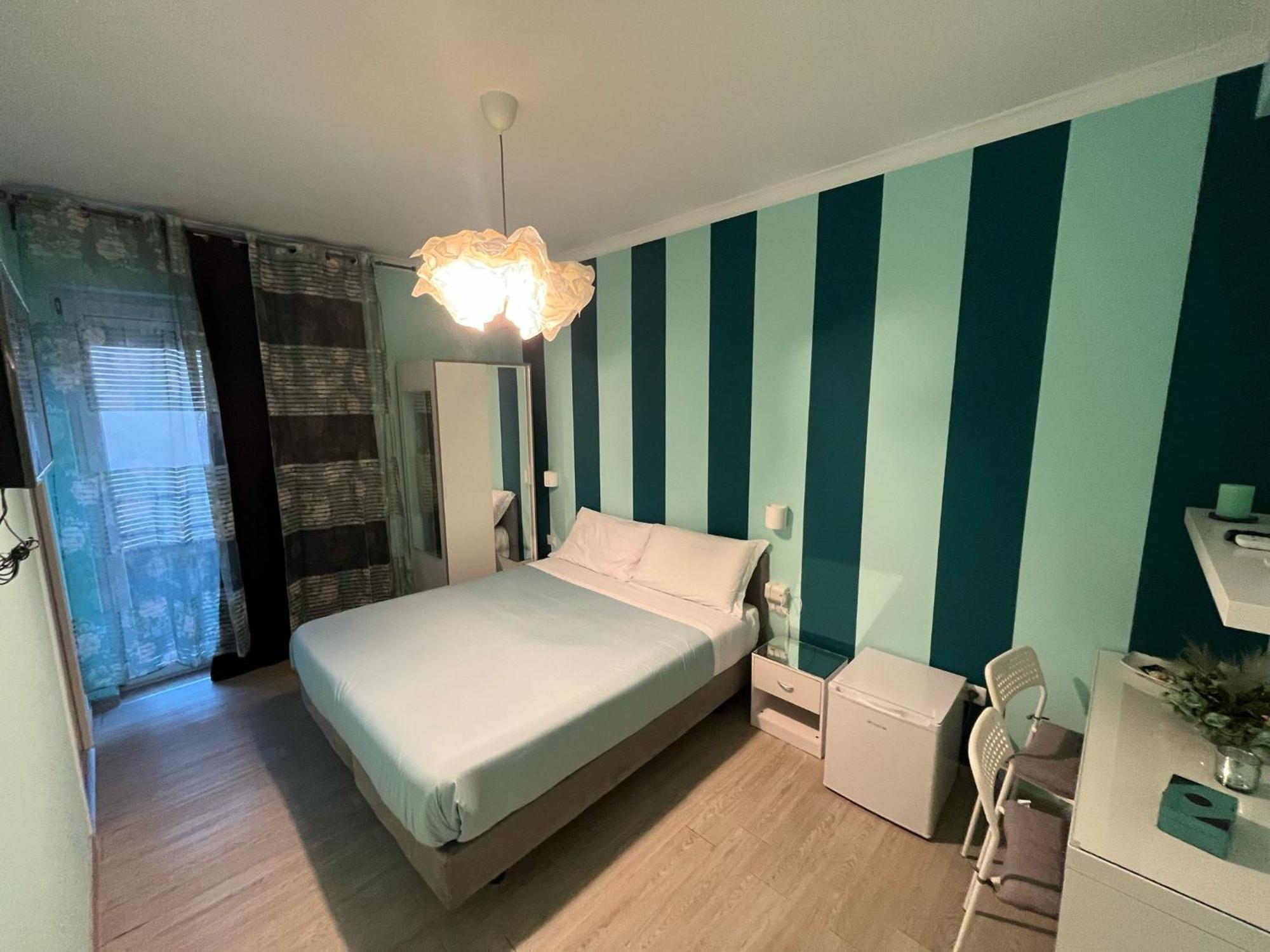 F.Rooms Napoli Εξωτερικό φωτογραφία
